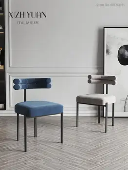 Скандинавски стол Дизайнерският стол за хранене, Италианско просто творческа полудуговое стол, Стол за домашна козметика, Мебели за трапезария Meuble