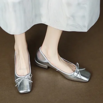 BCEBYL Модни дишащи сандали с квадратни пръсти на дебелите ток и лък, Летни Нови Ежедневни дамски обувки на нисък ток